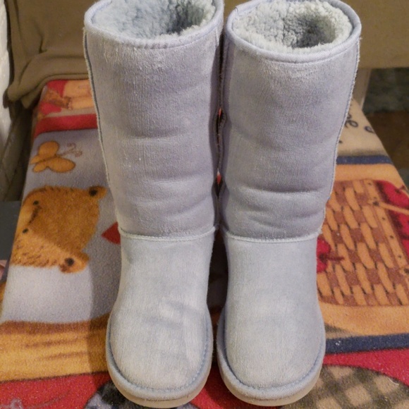 UGG Shoes - Authentic UGG Blue Tall Boots sz 6